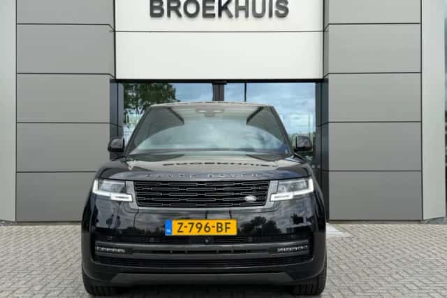 Land Rover Range Rover (2024) thumbnail 3