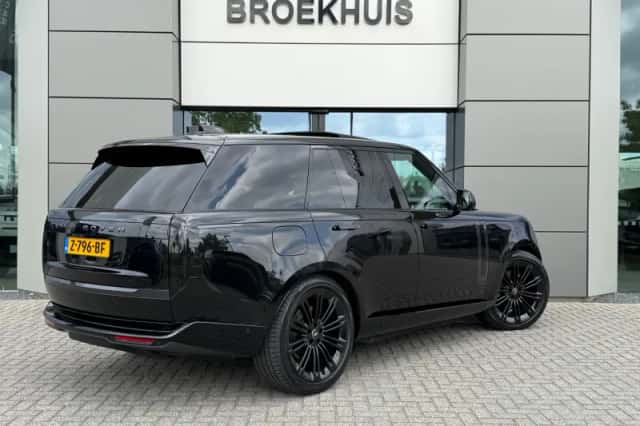 Land Rover Range Rover (2024) thumbnail 5