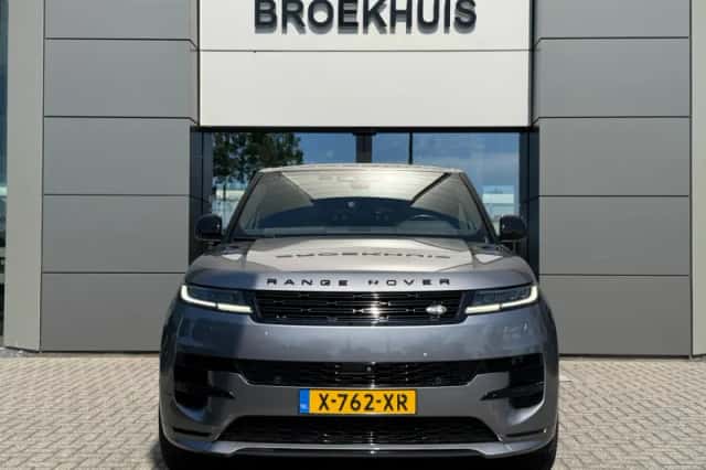 Land Rover Range Rover Sport (2024) thumbnail 3