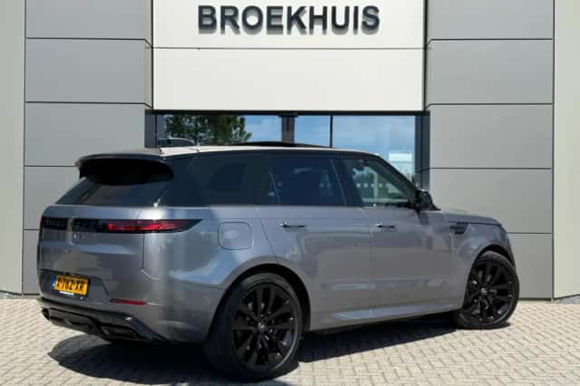 Land Rover Range Rover Sport (2024) thumbnail 5