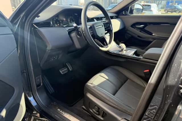 Land Rover Range Rover Evoque (2026) thumbnail 6