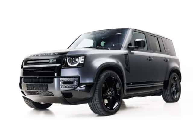 Land Rover Defender (2023) thumbnail 1