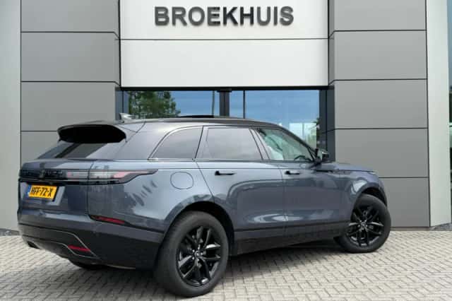 Land Rover Range Rover Velar (2025) thumbnail 5