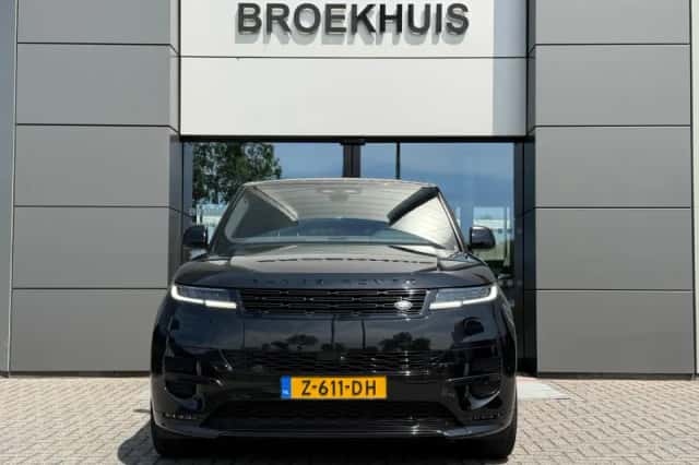 Land Rover Range Rover Sport (2024) thumbnail 3