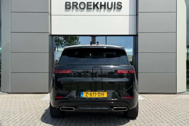 Land Rover Range Rover Sport (2024) thumbnail 4
