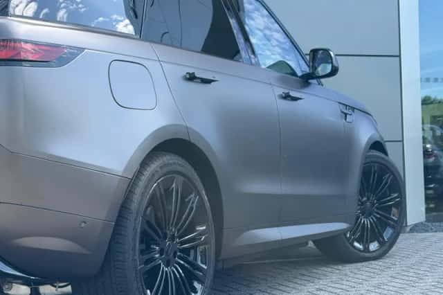 Land Rover Range Rover Sport (2026) thumbnail 6