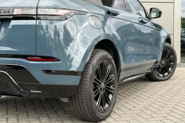 Land Rover Range Rover Evoque (2026) thumbnail 6