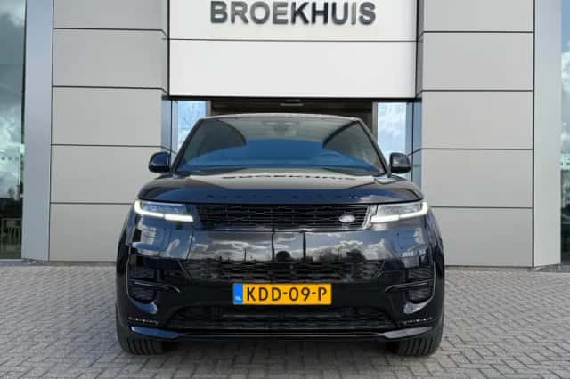 Land Rover Range Rover Sport (2026) thumbnail 3
