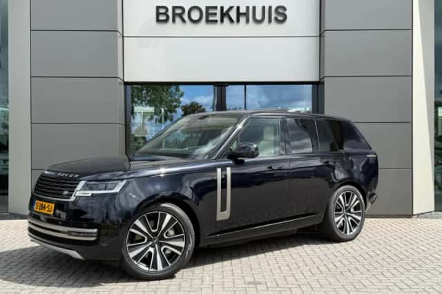 Land Rover Range Rover (2023) thumbnail 1