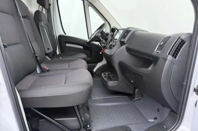 Peugeot Boxer (2024) thumbnail 4