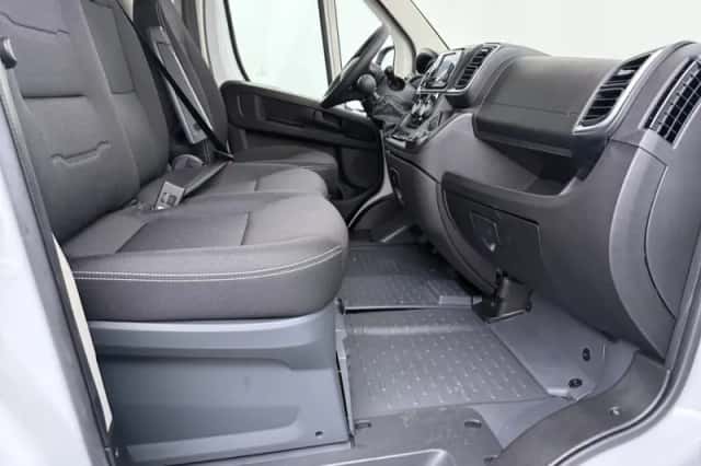 Peugeot Boxer (2024) thumbnail 4