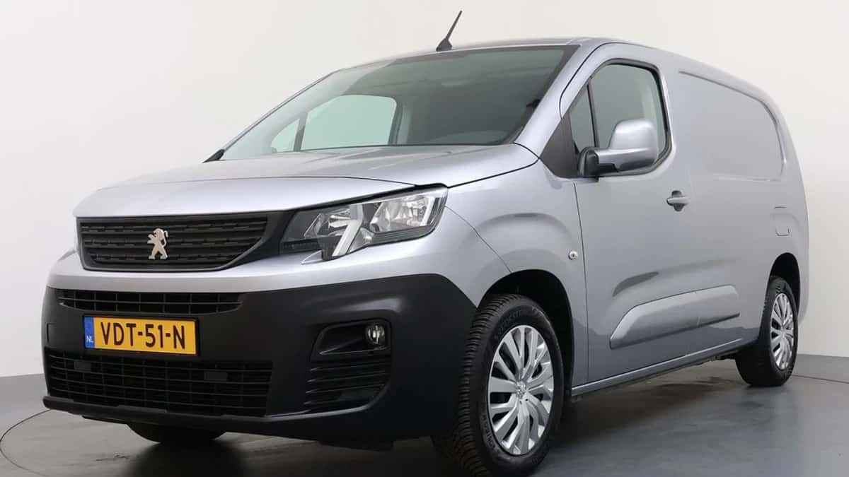 Peugeot Partner (2020) — foto 1