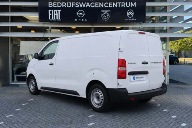 Peugeot e-Expert (2025) thumbnail 2