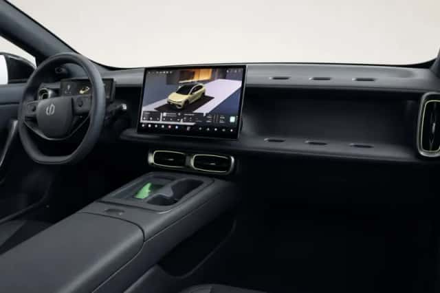 Leapmotor B05 (2026) thumbnail 4
