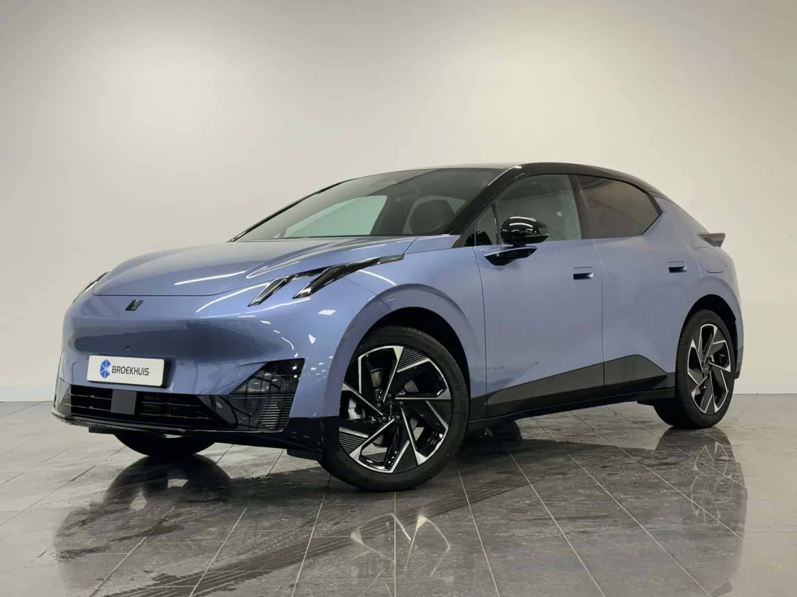 Lynk & Co 02 (2025) — foto 1