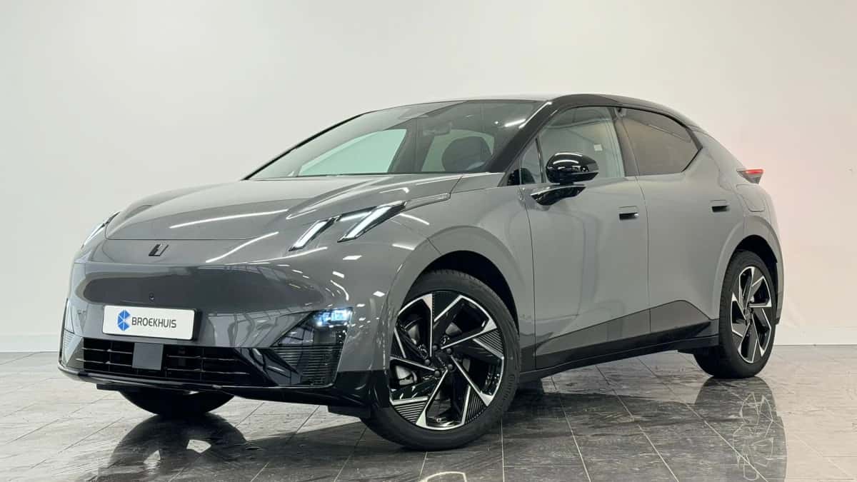 Lynk & Co 02 (2026) — foto 1
