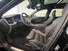 Volvo XC60 (2025) thumbnail 8