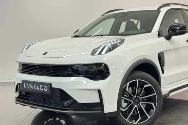 Lynk & Co 01 (2025) thumbnail 2