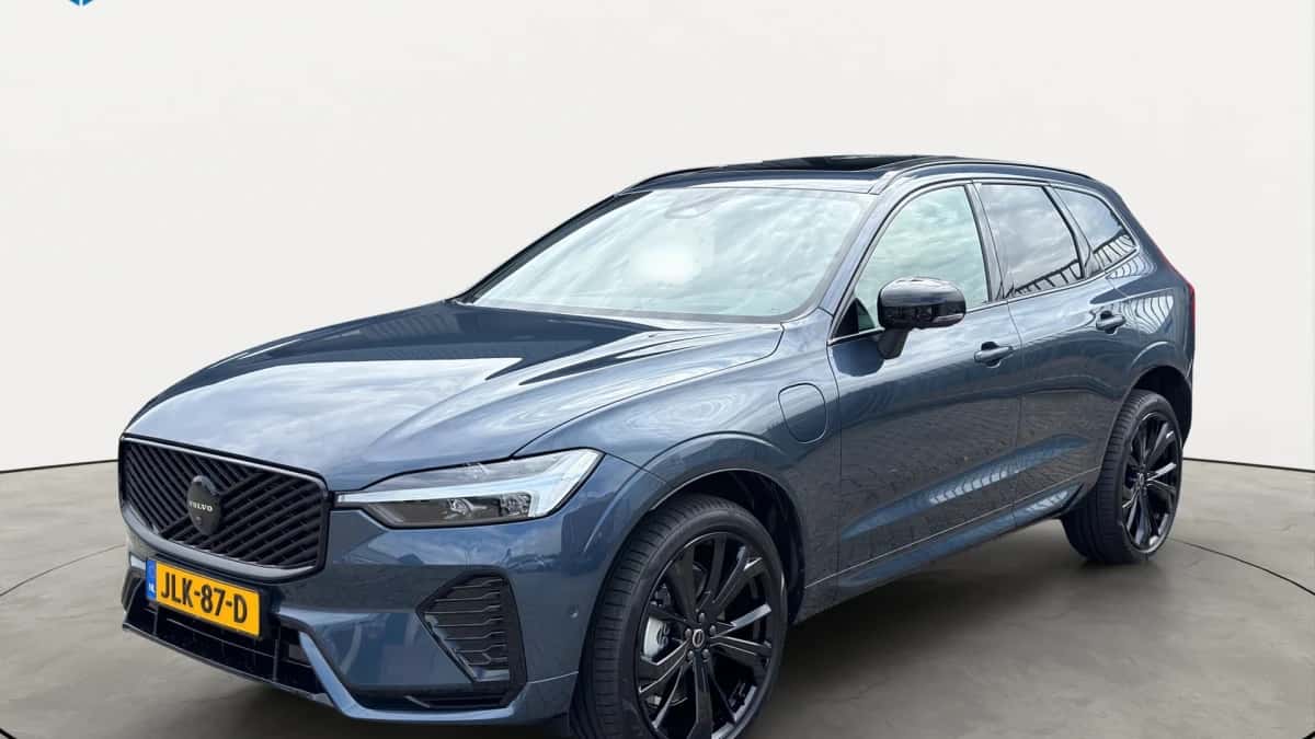 Volvo XC60 (2026) — foto 1