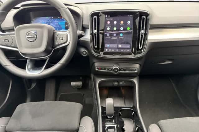 Volvo XC40 (2025) thumbnail 13