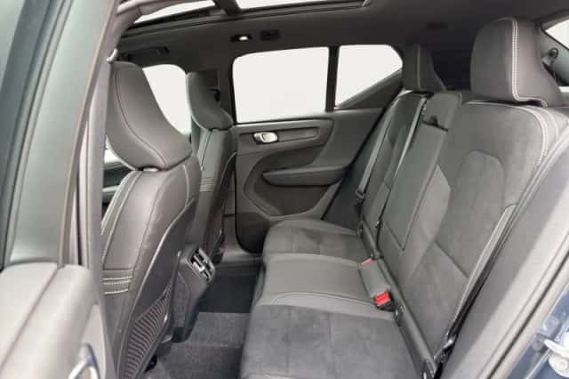 Volvo XC40 (2025) thumbnail 23