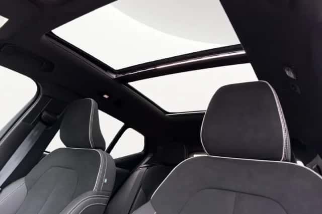 Volvo XC40 (2025) thumbnail 25
