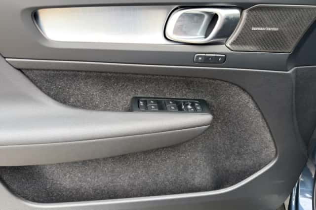 Volvo XC40 (2025) thumbnail 26