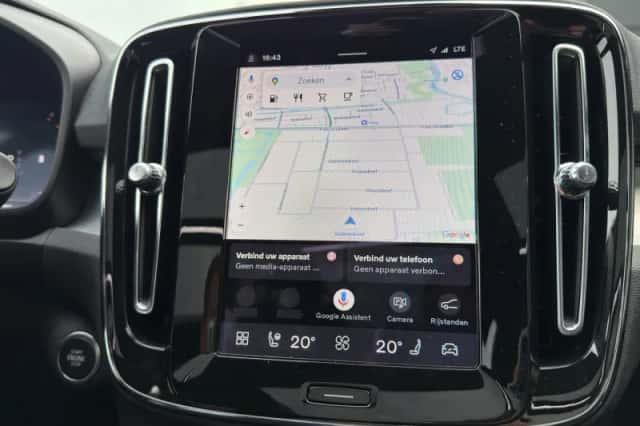 Volvo XC40 (2025) thumbnail 35