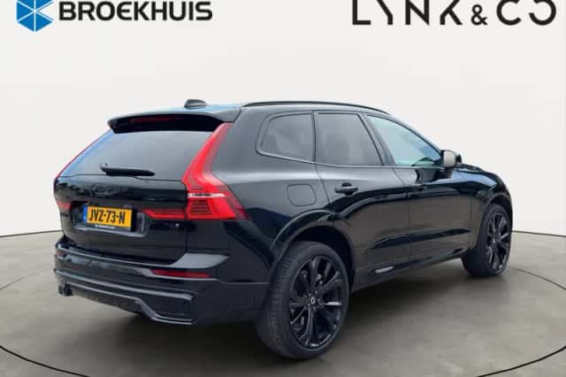 Volvo XC60 (2025) thumbnail 3