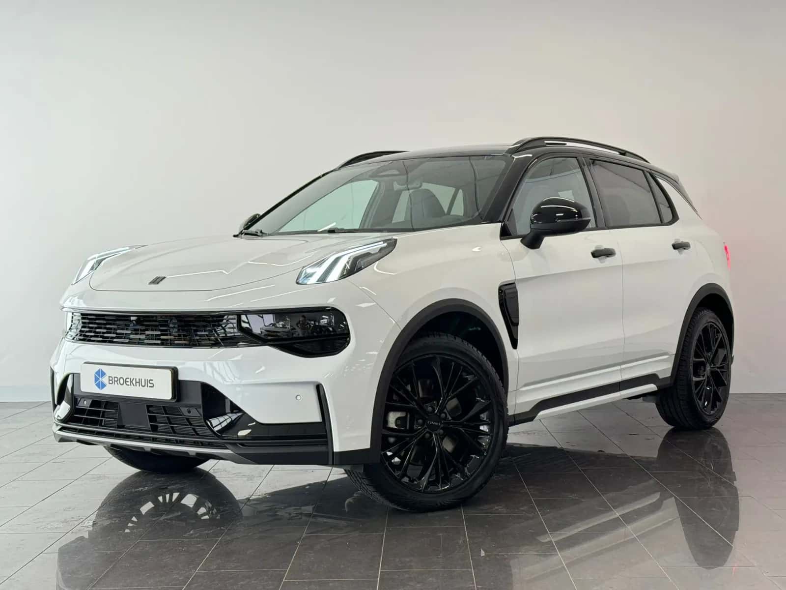 Lynk & Co 01 (2026) — foto 1
