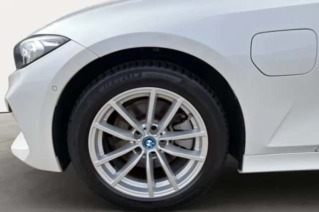 BMW 3-Serie (2023) thumbnail 8