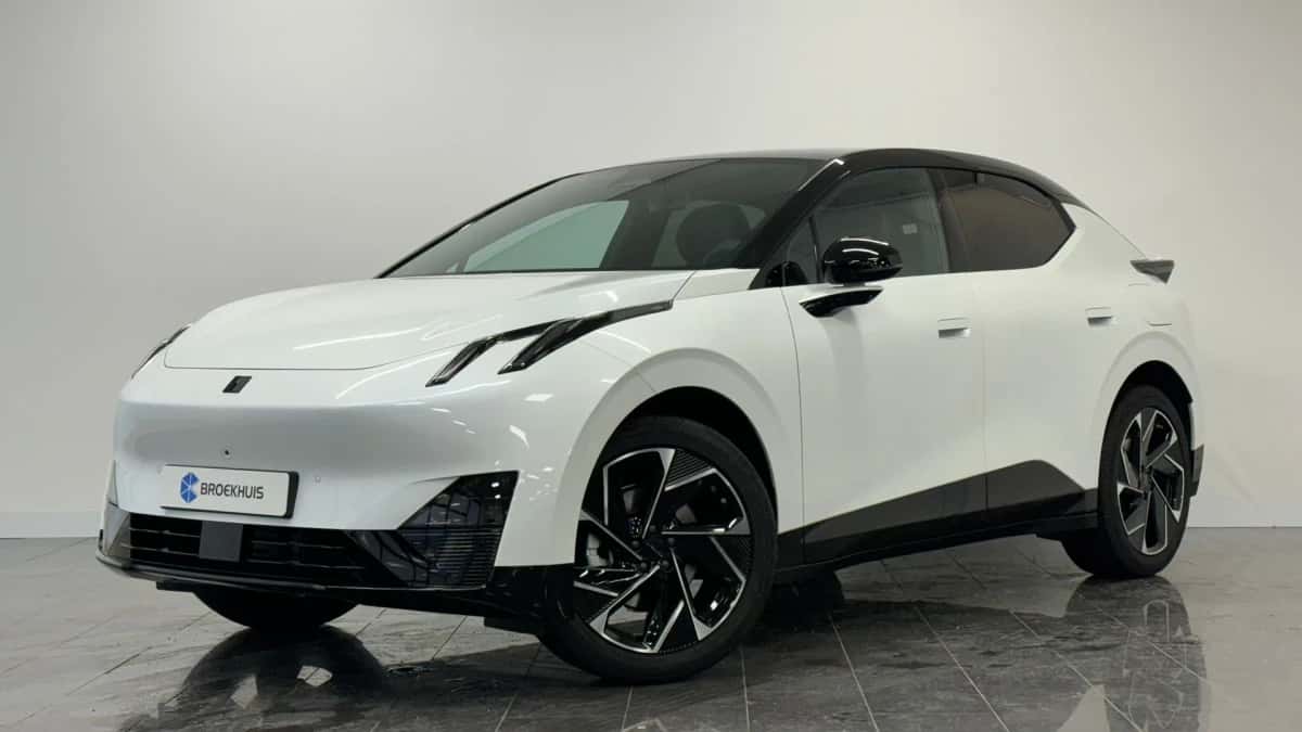 Lynk & Co 02 (2026) — foto 1