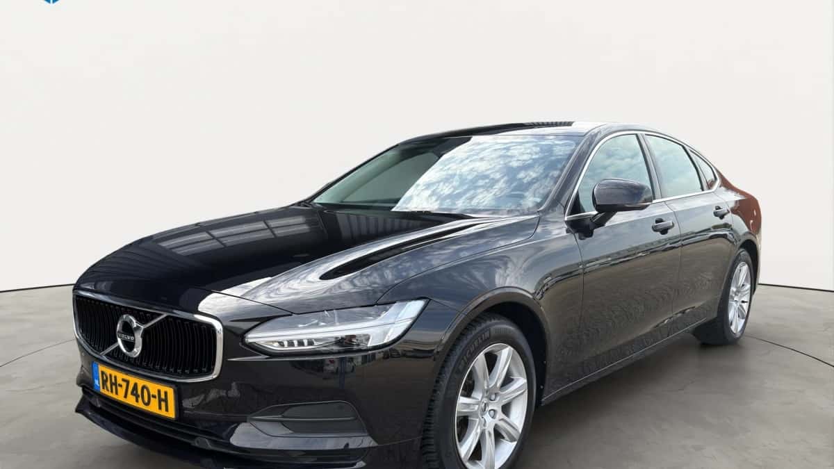 Volvo S90 (2017) — foto 1