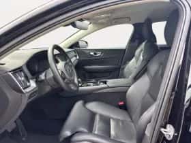 Volvo V60 (2023) thumbnail 8
