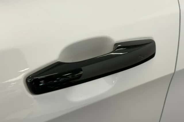 Lynk & Co 01 (2025) thumbnail 7