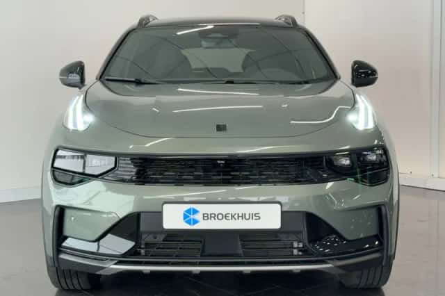 Lynk & Co 01 (2025) thumbnail 3
