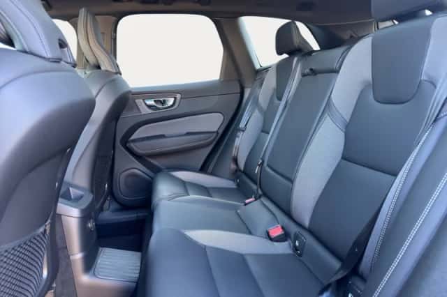 Volvo XC60 (2025) thumbnail 27