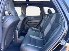 Volvo XC60 (2025) thumbnail 32