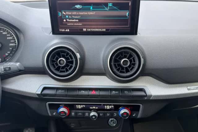 Audi Q2 (2023) thumbnail 18