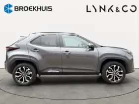 Toyota Yaris Cross (2024) thumbnail 3