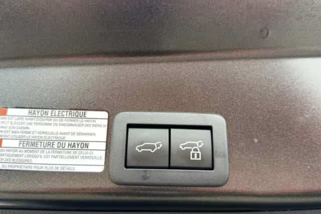 Toyota Yaris Cross (2024) thumbnail 35