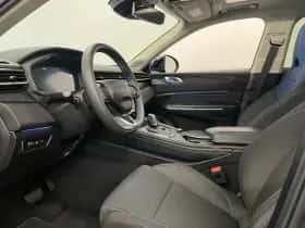Lynk & Co 01 (2023) thumbnail 9