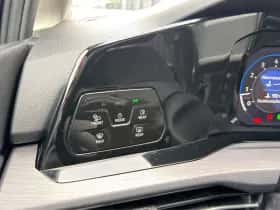 Volkswagen Golf (2020) thumbnail 29