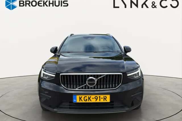 Volvo XC40 (2022) thumbnail 7