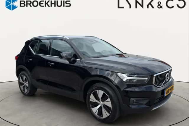 Volvo XC40 (2021) thumbnail 8