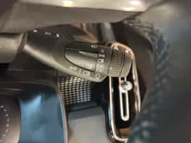 Volvo XC40 (2022) thumbnail 15