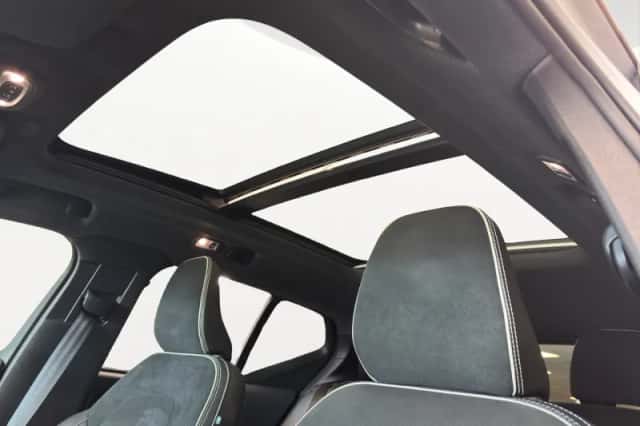 Volvo XC40 (2022) thumbnail 8