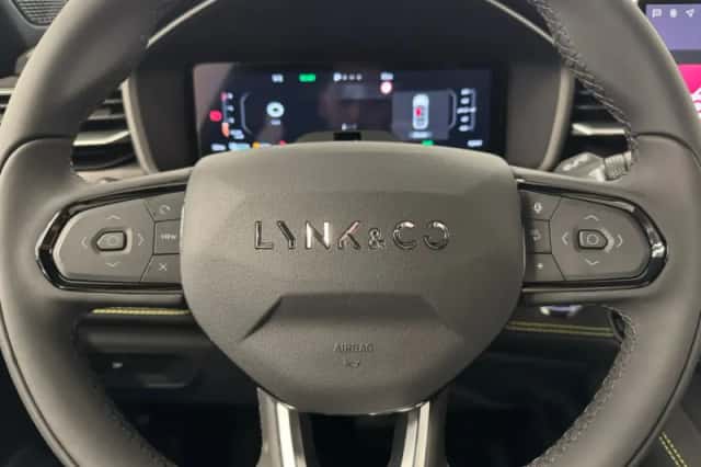 Lynk & Co 01 (2025) thumbnail 24