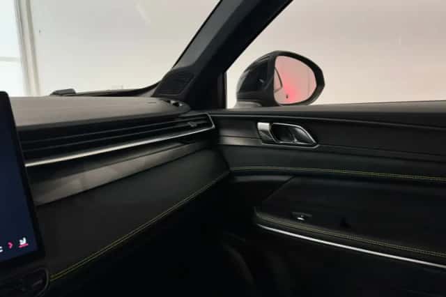 Lynk & Co 01 (2025) thumbnail 38