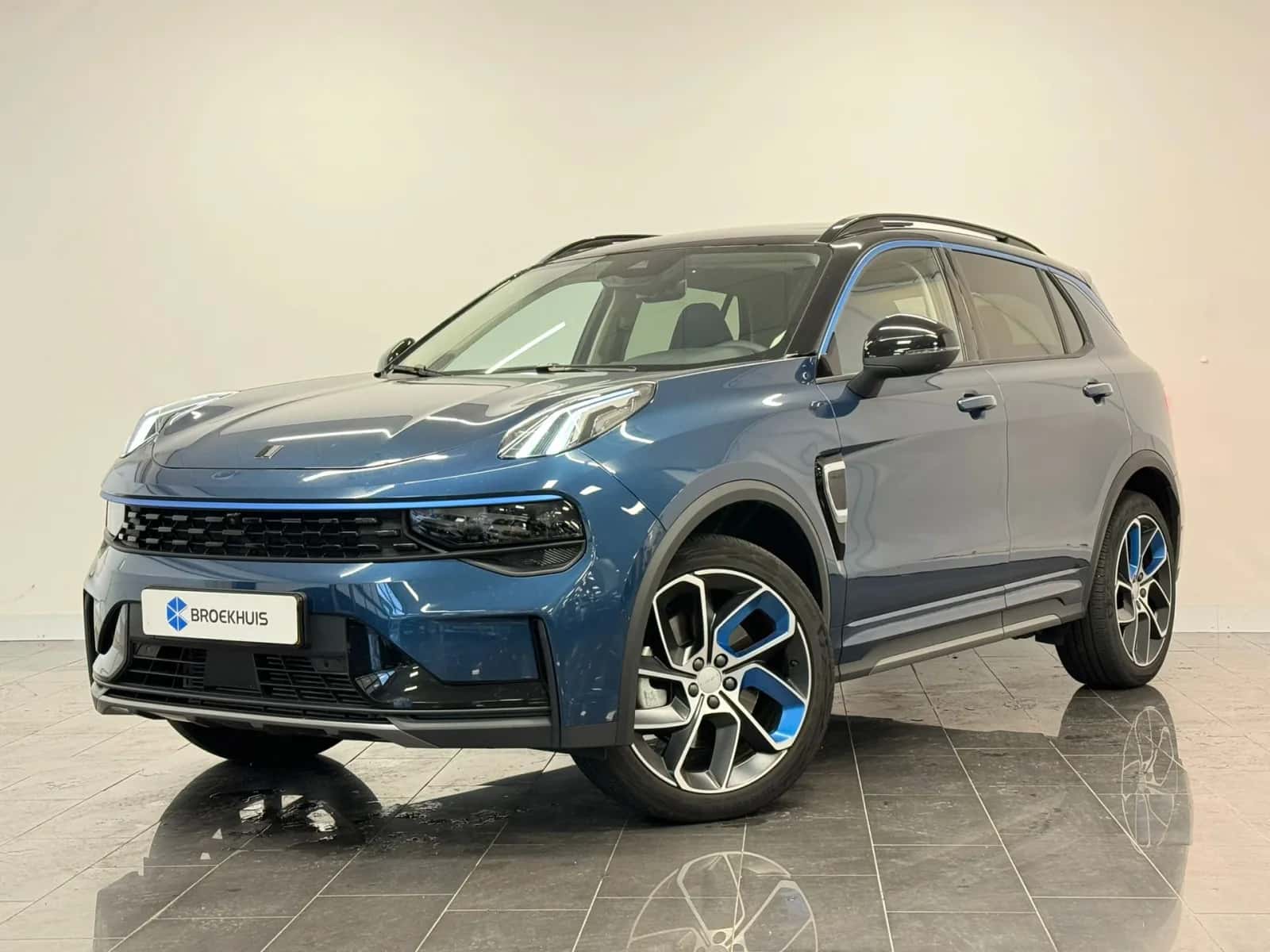Lynk & Co 01 (2023) — foto 1